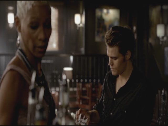 VampireDiariesWorld-dot-org-TVD_3x04DisturbingBehavior0862.jpg