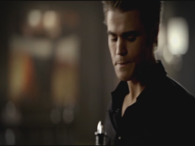 VampireDiariesWorld-dot-org-TVD_3x04DisturbingBehavior0869.jpg