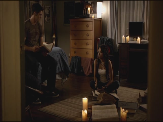 VampireDiariesWorld-dot-org-TVD_3x04DisturbingBehavior1016.jpg