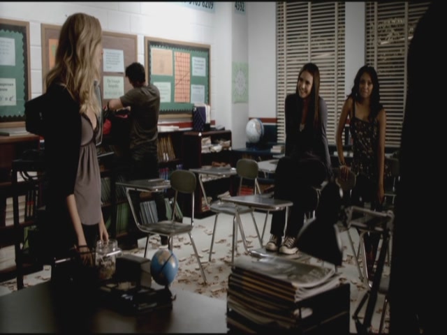 VampireDiariesWorld-dot-org-TVD_3x05TheReckoning0105.jpg