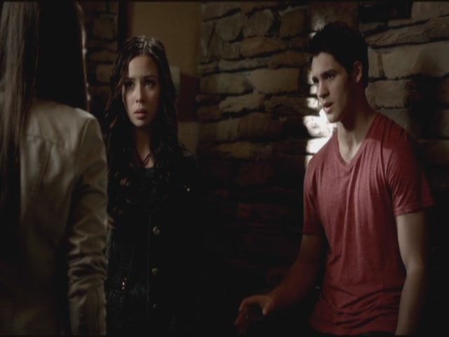 VampireDiariesWorld-dot-org-S3TVD_3x07GhostWorld0783.jpg