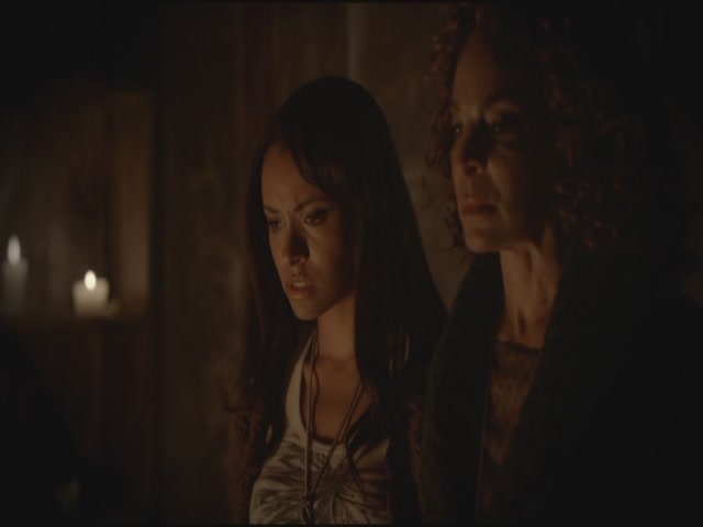 VampireDiariesWorld-dot-org-S3TVD_3x07GhostWorld1928.jpg