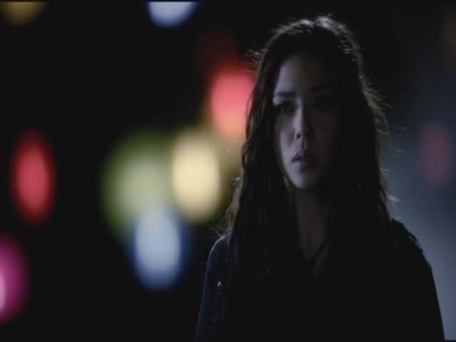 VampireDiariesWorld-dot-org-S3TVD_3x07GhostWorld1993.jpg