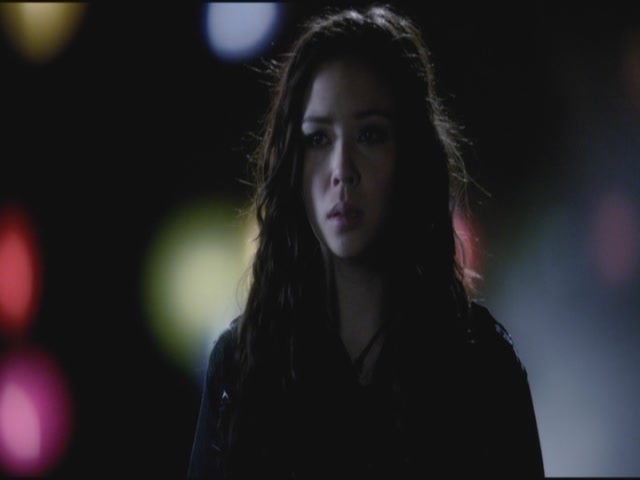 VampireDiariesWorld-dot-org-S3TVD_3x07GhostWorld1994.jpg