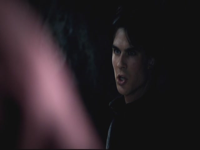 VampireDiariesWorld-dot-org-S3TVD_3x08OrdinaryPeople0068.jpg