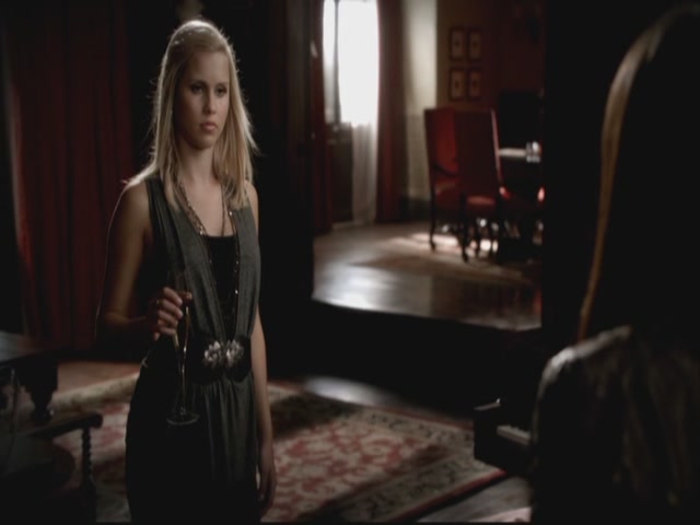 VampireDiariesWorld-dot-org-S3TVD_3x08OrdinaryPeople0672.jpg