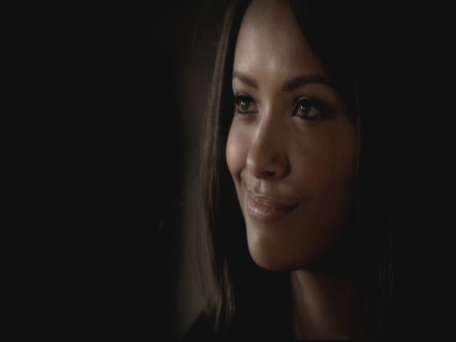 VampireDiariesWorld-dot-org-S3TVD_3x08OrdinaryPeople0722.jpg