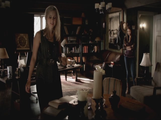 VampireDiariesWorld-dot-org-S3TVD_3x08OrdinaryPeople0814.jpg