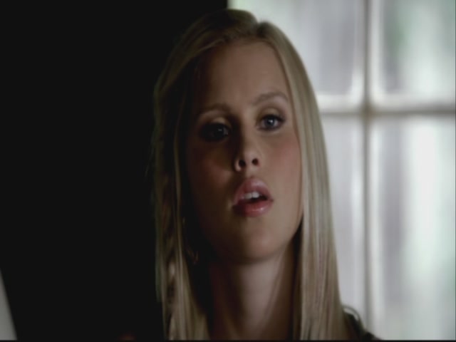 VampireDiariesWorld-dot-org-S3TVD_3x08OrdinaryPeople0888.jpg