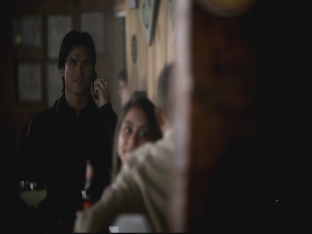 VampireDiariesWorld-dot-org-S3TVD_3x08OrdinaryPeople0911.jpg