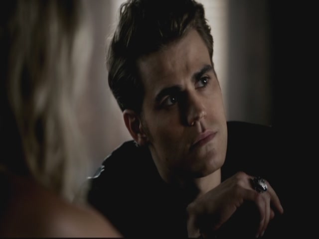 VampireDiariesWorld-dot-org-S3TVD_3x08OrdinaryPeople0946.jpg