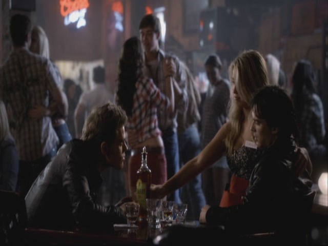 VampireDiariesWorld-dot-org-S3TVD_3x08OrdinaryPeople1031.jpg