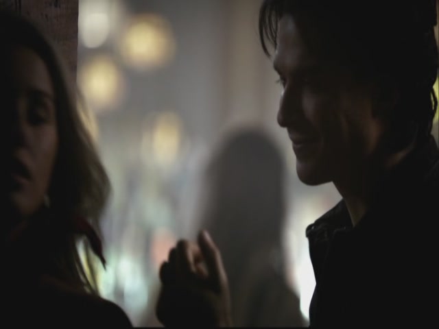 VampireDiariesWorld-dot-org-S3TVD_3x08OrdinaryPeople1467.jpg