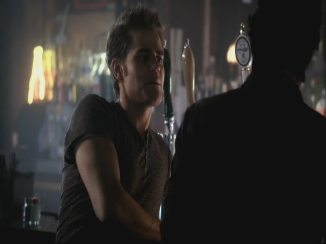 VampireDiariesWorld-dot-org-S3TVD_3x08OrdinaryPeople1477.jpg