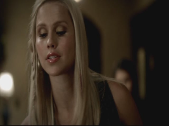 VampireDiariesWorld-dot-org-S3TVD_3x08OrdinaryPeople1654.jpg