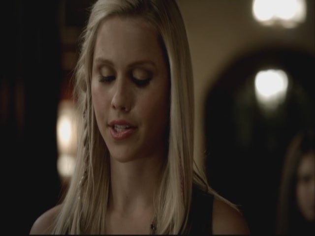 VampireDiariesWorld-dot-org-S3TVD_3x08OrdinaryPeople1658.jpg