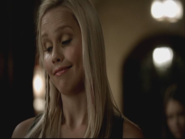 VampireDiariesWorld-dot-org-S3TVD_3x08OrdinaryPeople1663.jpg