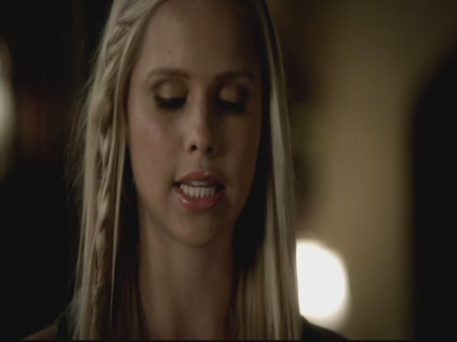 VampireDiariesWorld-dot-org-S3TVD_3x08OrdinaryPeople1669.jpg