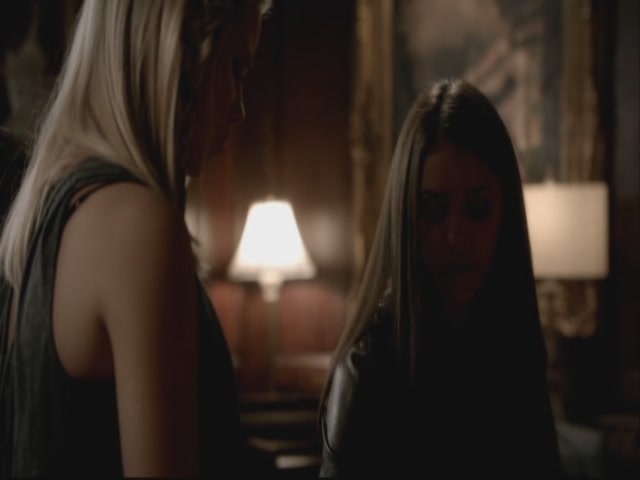 VampireDiariesWorld-dot-org-S3TVD_3x08OrdinaryPeople1941.jpg