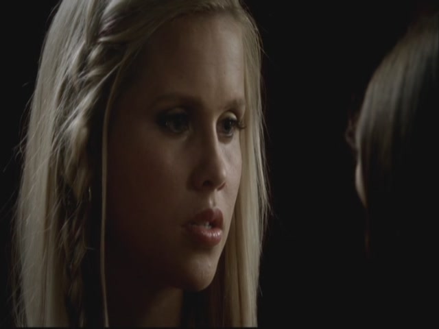 VampireDiariesWorld-dot-org-S3TVD_3x08OrdinaryPeople1986.jpg