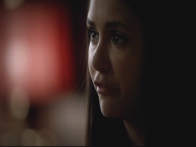 VampireDiariesWorld-dot-org-S3TVD_3x08OrdinaryPeople1988.jpg