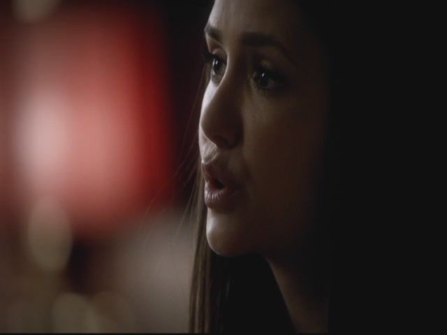 VampireDiariesWorld-dot-org-S3TVD_3x08OrdinaryPeople1989.jpg