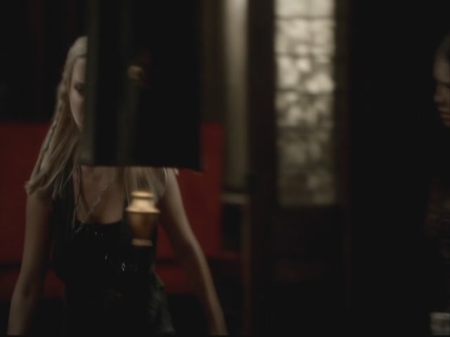 VampireDiariesWorld-dot-org-S3TVD_3x08OrdinaryPeople1995.jpg