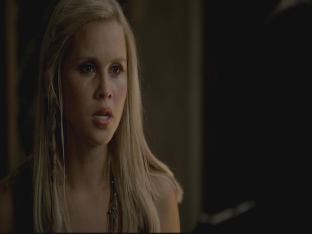 VampireDiariesWorld-dot-org-S3TVD_3x08OrdinaryPeople2006.jpg