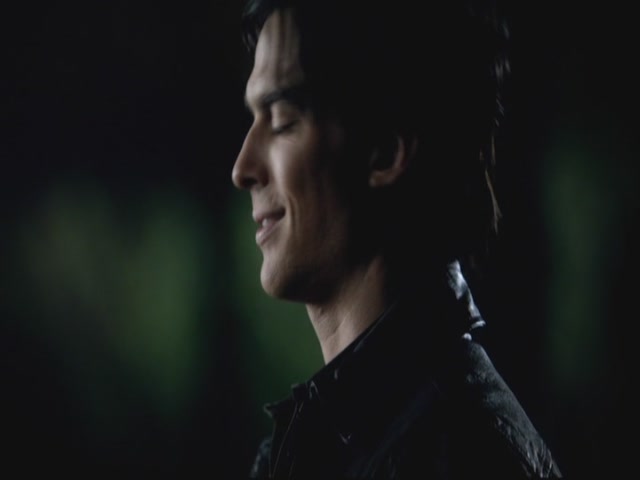 VampireDiariesWorld-dot-org-S3TVD_3x08OrdinaryPeople2081.jpg