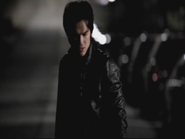 VampireDiariesWorld-dot-org-S3TVD_3x08OrdinaryPeople2118.jpg