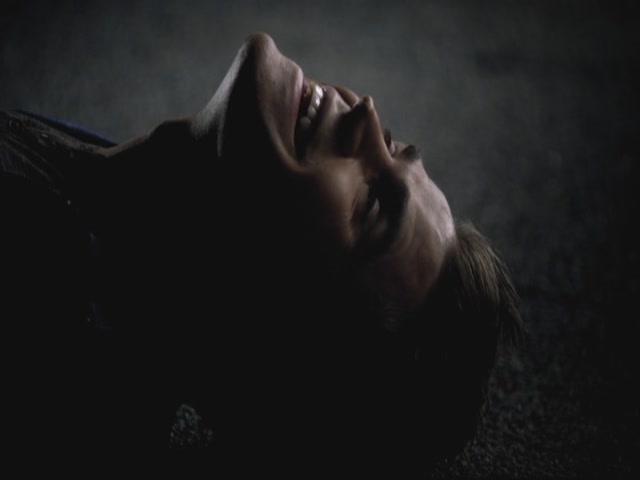 VampireDiariesWorld-dot-org-S3TVD_3x08OrdinaryPeople2128.jpg