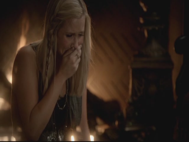 VampireDiariesWorld-dot-org-S3TVD_3x08OrdinaryPeople2138.jpg