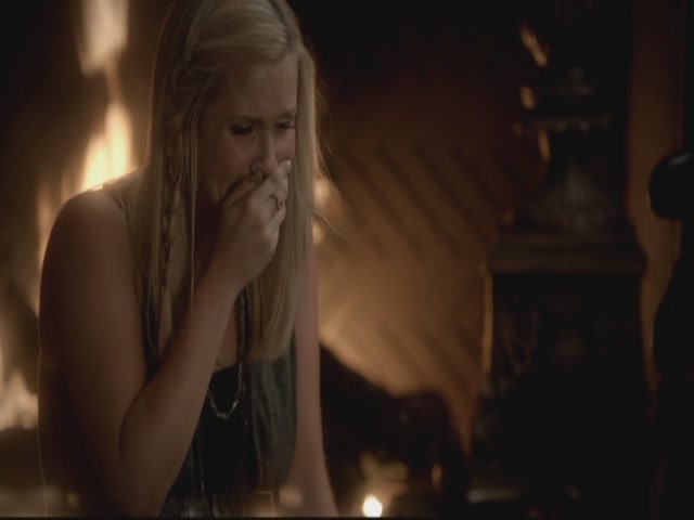 VampireDiariesWorld-dot-org-S3TVD_3x08OrdinaryPeople2139.jpg