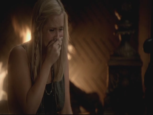 VampireDiariesWorld-dot-org-S3TVD_3x08OrdinaryPeople2140.jpg