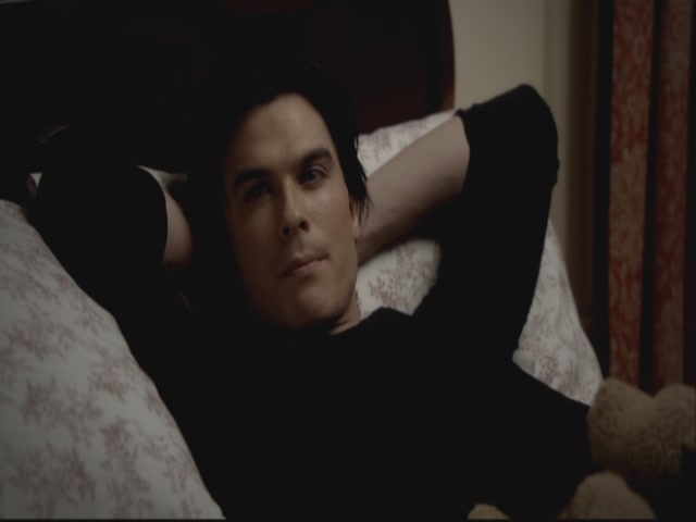 VampireDiariesWorld-dot-org-S3TVD_3x08OrdinaryPeople2152.jpg