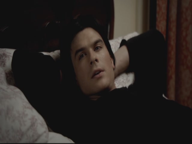 VampireDiariesWorld-dot-org-S3TVD_3x08OrdinaryPeople2164.jpg