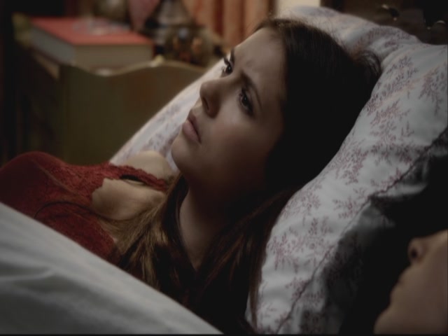 VampireDiariesWorld-dot-org-S3TVD_3x08OrdinaryPeople2210.jpg