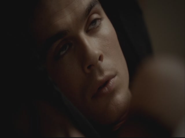 VampireDiariesWorld-dot-org-S3TVD_3x08OrdinaryPeople2225.jpg