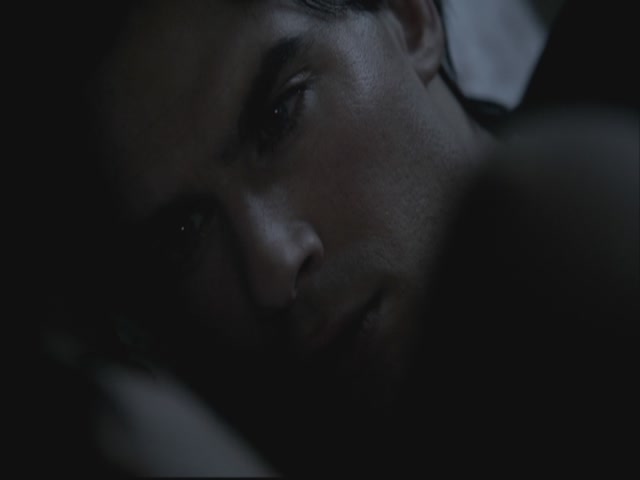 VampireDiariesWorld-dot-org-S3TVD_3x08OrdinaryPeople2252.jpg