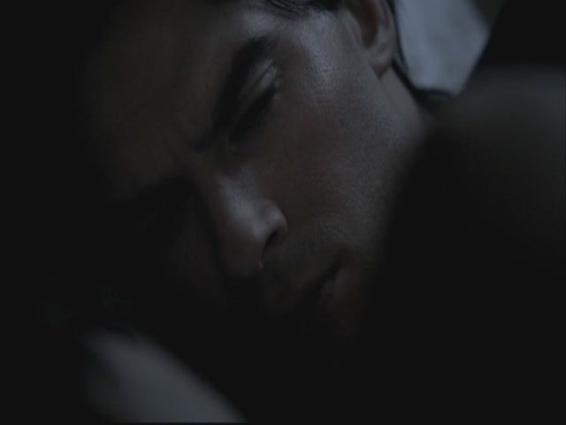 VampireDiariesWorld-dot-org-S3TVD_3x08OrdinaryPeople2256.jpg