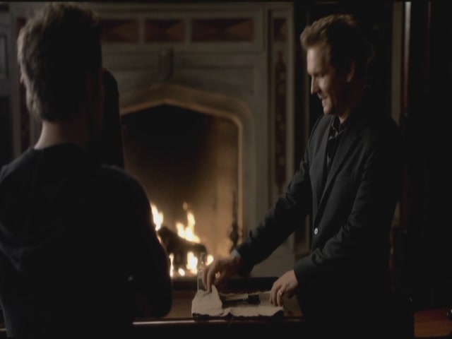 VampireDiariesWorld-dot-org-S3TVD_3x09Homecoming0089.jpg