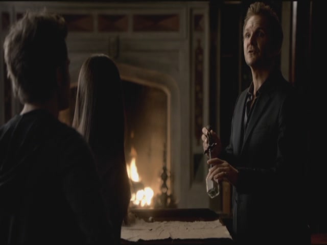 VampireDiariesWorld-dot-org-S3TVD_3x09Homecoming0101.jpg