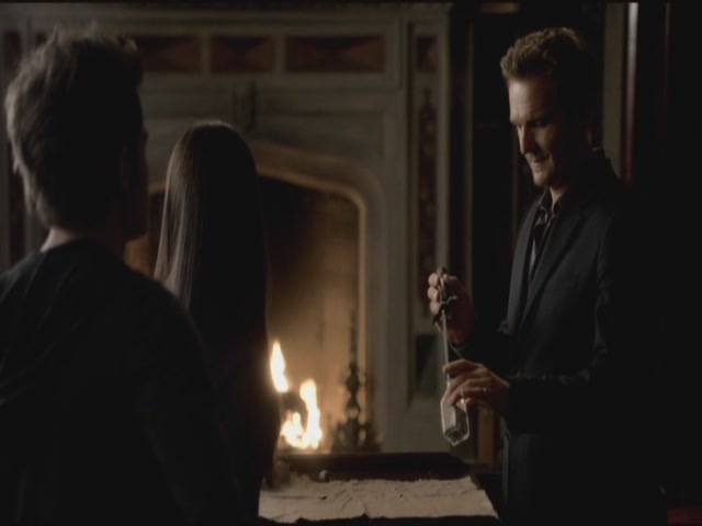 VampireDiariesWorld-dot-org-S3TVD_3x09Homecoming0102.jpg