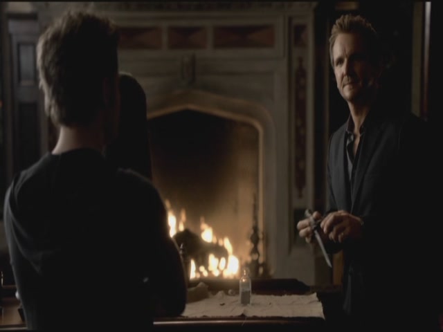 VampireDiariesWorld-dot-org-S3TVD_3x09Homecoming0104.jpg