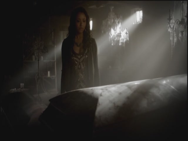 VampireDiariesWorld-dot-org-S3TVD_3x10TheNewDeal0073.jpg