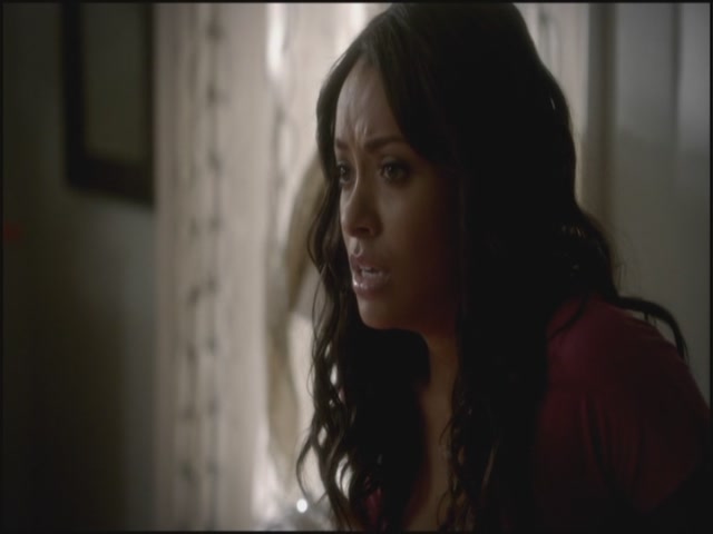 VampireDiariesWorld-dot-org-S3TVD_3x10TheNewDeal0095.jpg