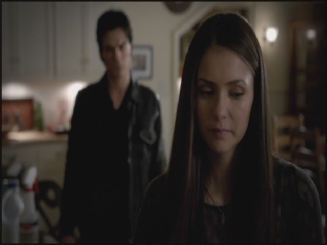 VampireDiariesWorld-dot-org-S3TVD_3x10TheNewDeal1935.jpg