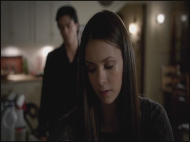 VampireDiariesWorld-dot-org-S3TVD_3x10TheNewDeal1938.jpg