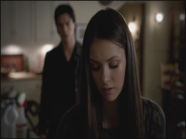 VampireDiariesWorld-dot-org-S3TVD_3x10TheNewDeal1941.jpg