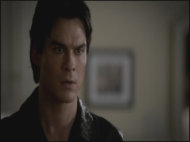 VampireDiariesWorld-dot-org-S3TVD_3x10TheNewDeal1942.jpg